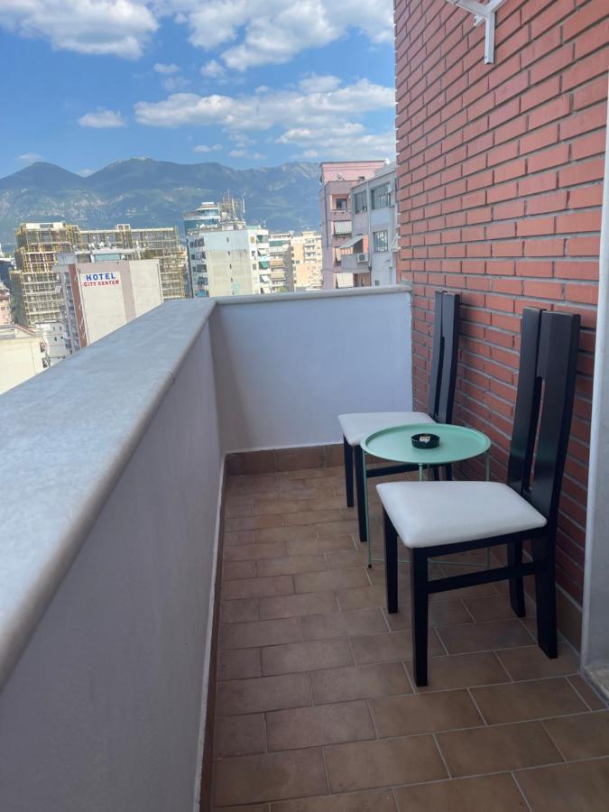 טיראנה City Center Apartment Galeria מראה חיצוני תמונה