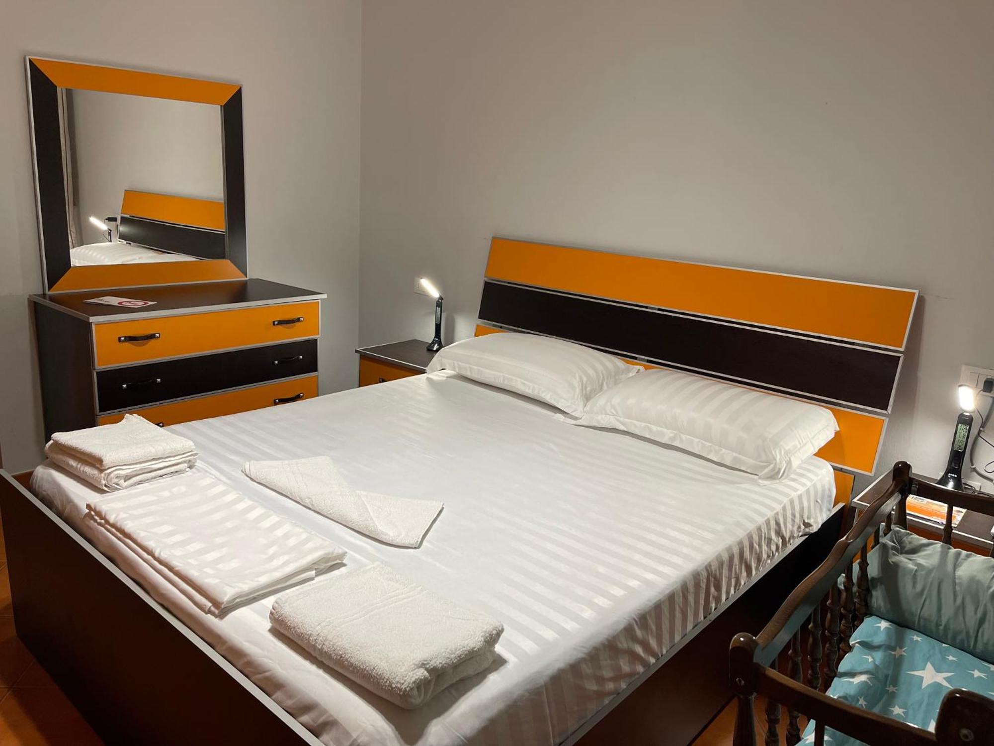 טיראנה City Center Apartment Galeria מראה חיצוני תמונה