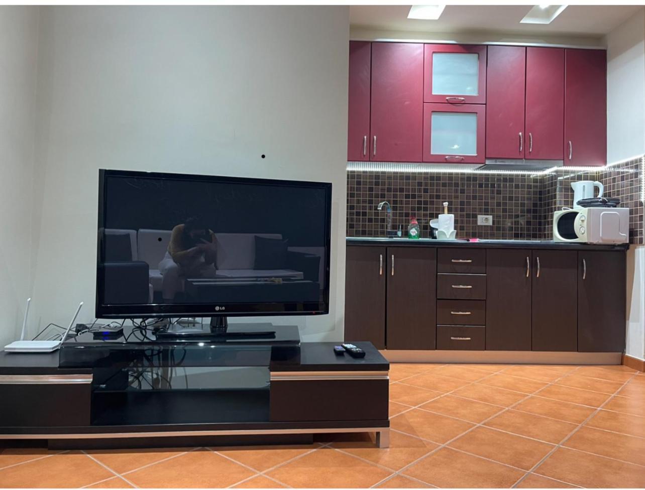 טיראנה City Center Apartment Galeria מראה חיצוני תמונה