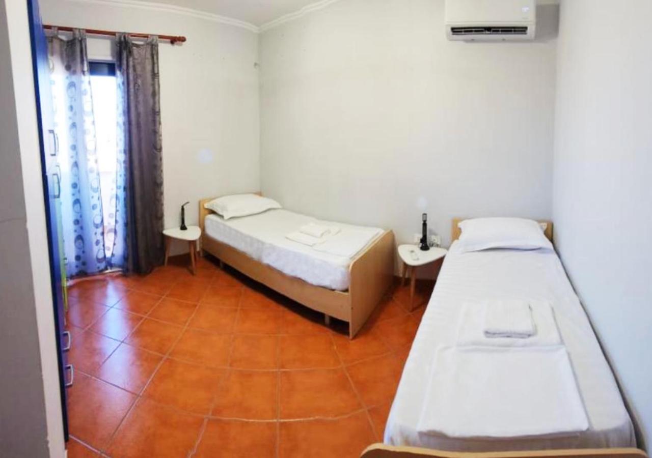 טיראנה City Center Apartment Galeria מראה חיצוני תמונה