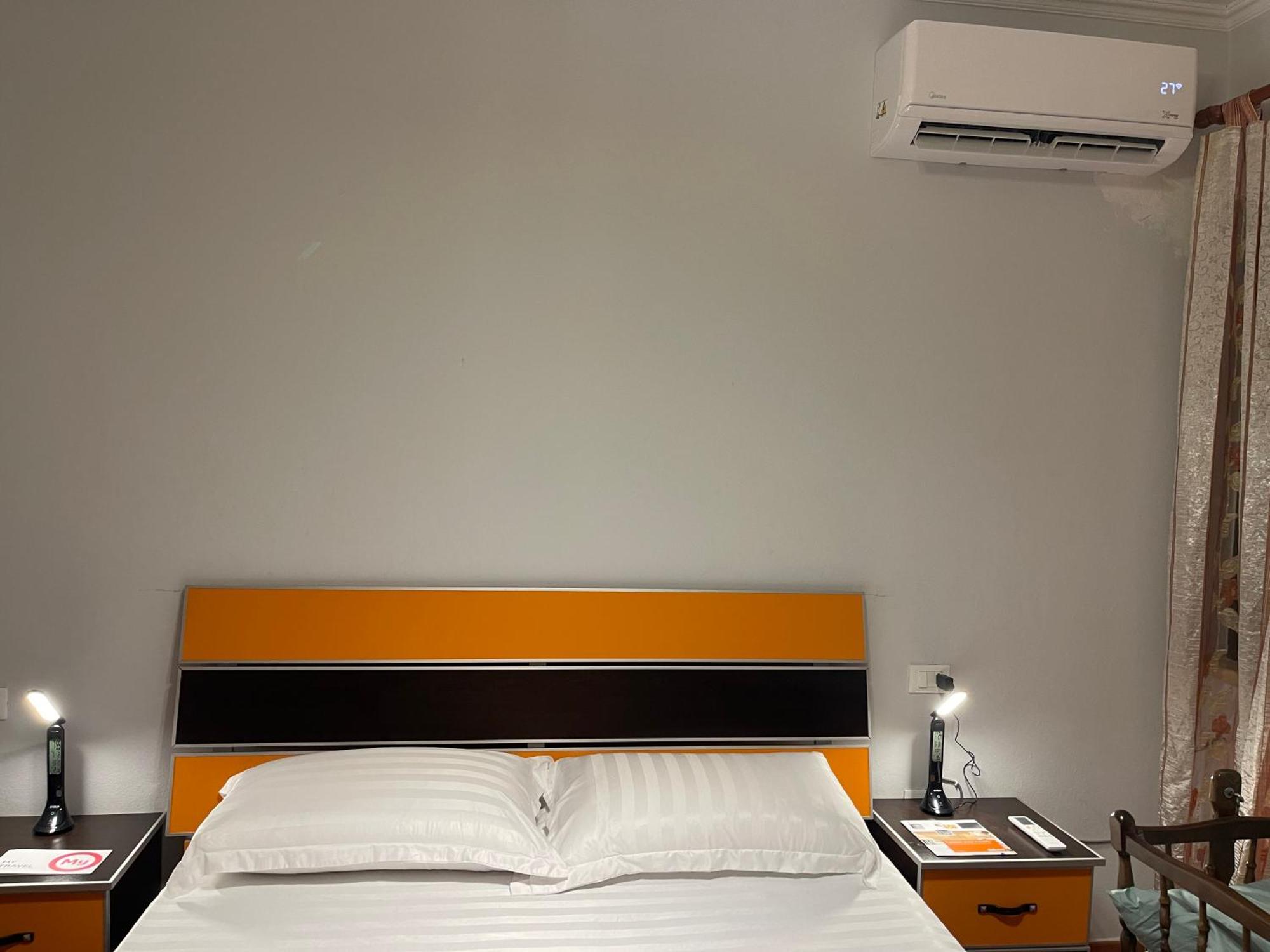 טיראנה City Center Apartment Galeria מראה חיצוני תמונה